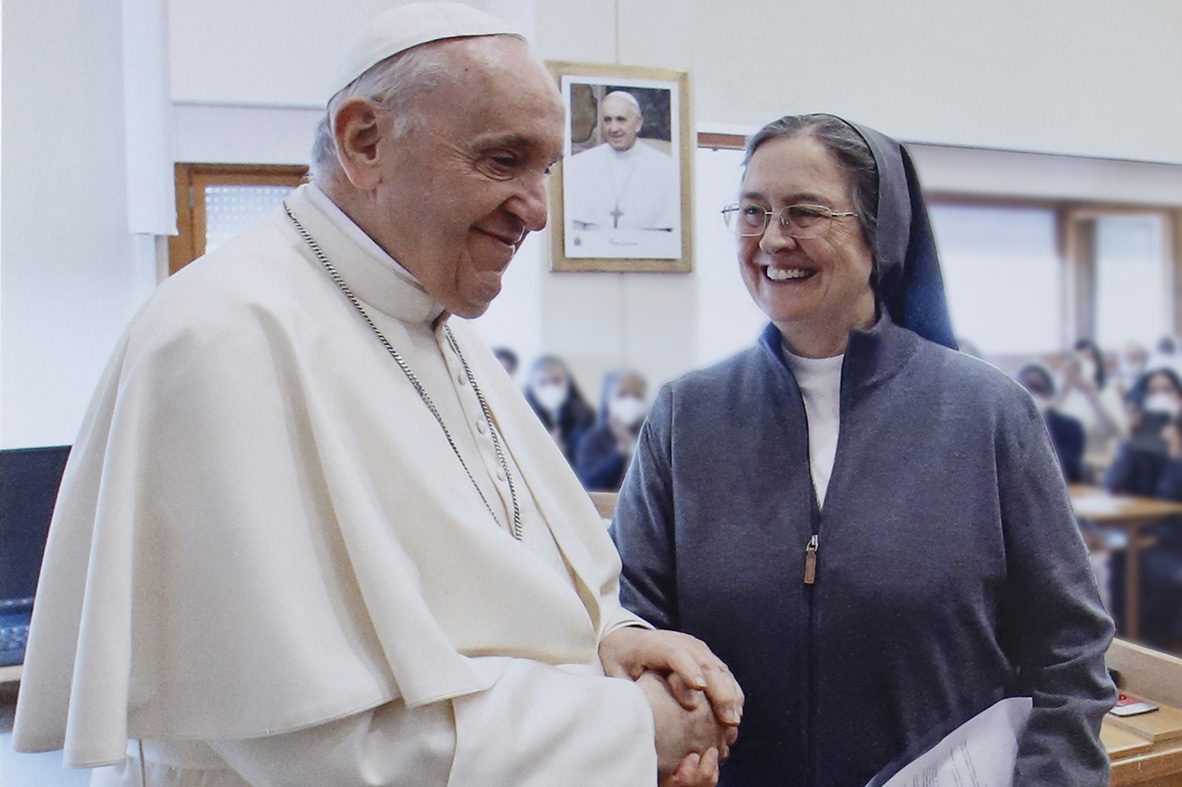 Papst Franzsikus mit Madre Chiara Cazzuola