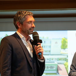 Bürgermeister DI Peter Schobesberger